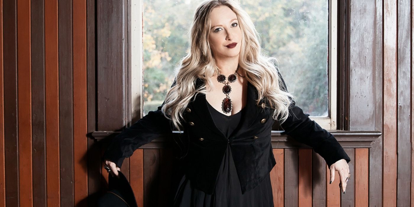 All 14 Leigh Bardugo Books, Ranked