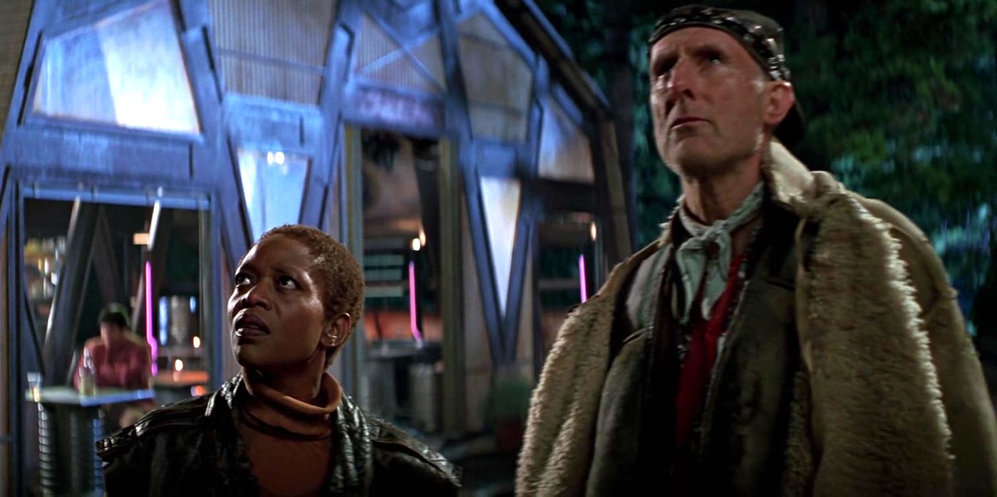 バルカンリーダー　STAR TREK:FIRST CONTACT Amazon.com: Star Trek VIII: First Contact : Jonathan Frakes
