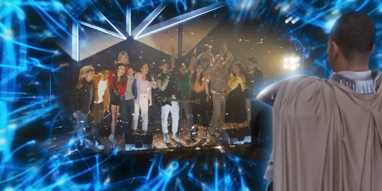 Morphin Master Zayto watches over the Power Rangers in Cosmic Fury's final episode