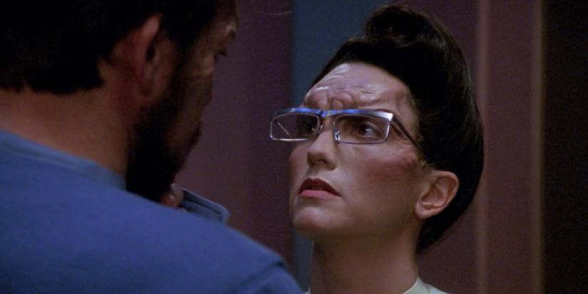 Every Riker Love Interest In Star Trek: TNG (Including Troi)