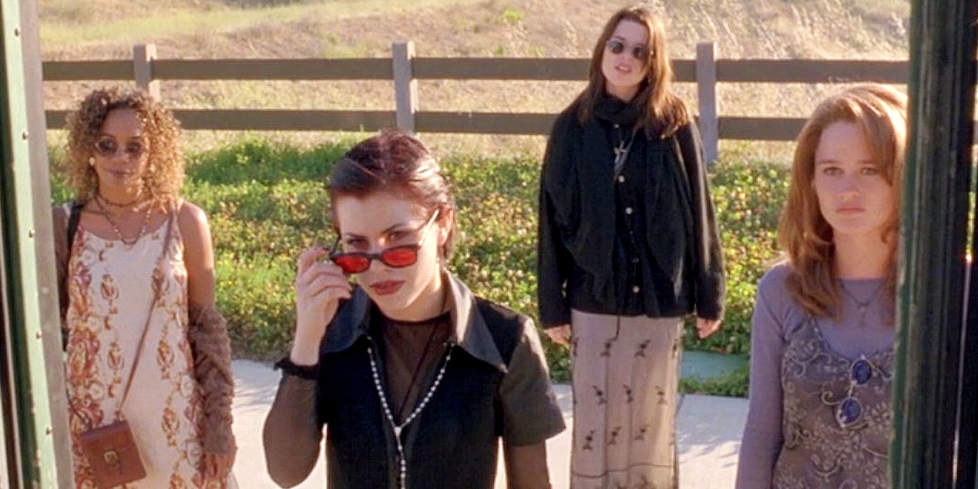 10 Movies From The 1990s That Put A Dark Spin On Living In The Suburbs