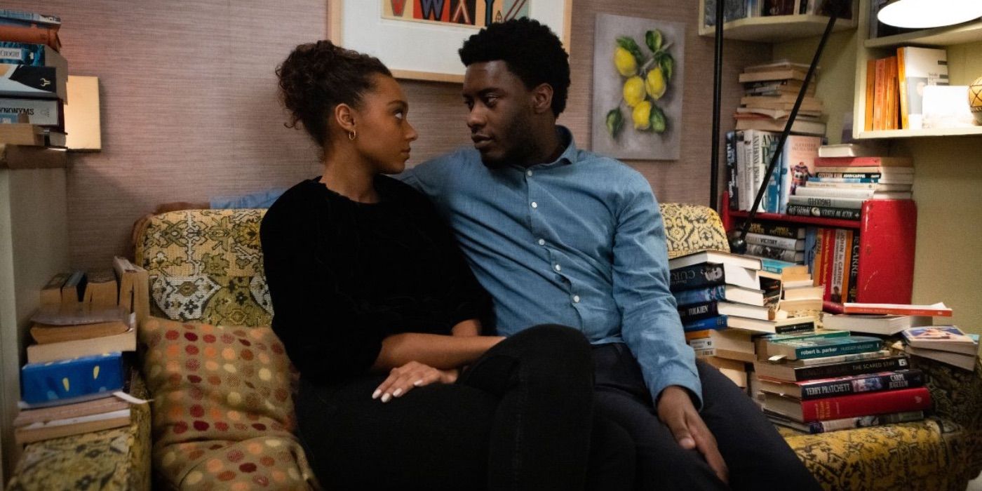 HERO and Kyra sit together in You Don't Know Me