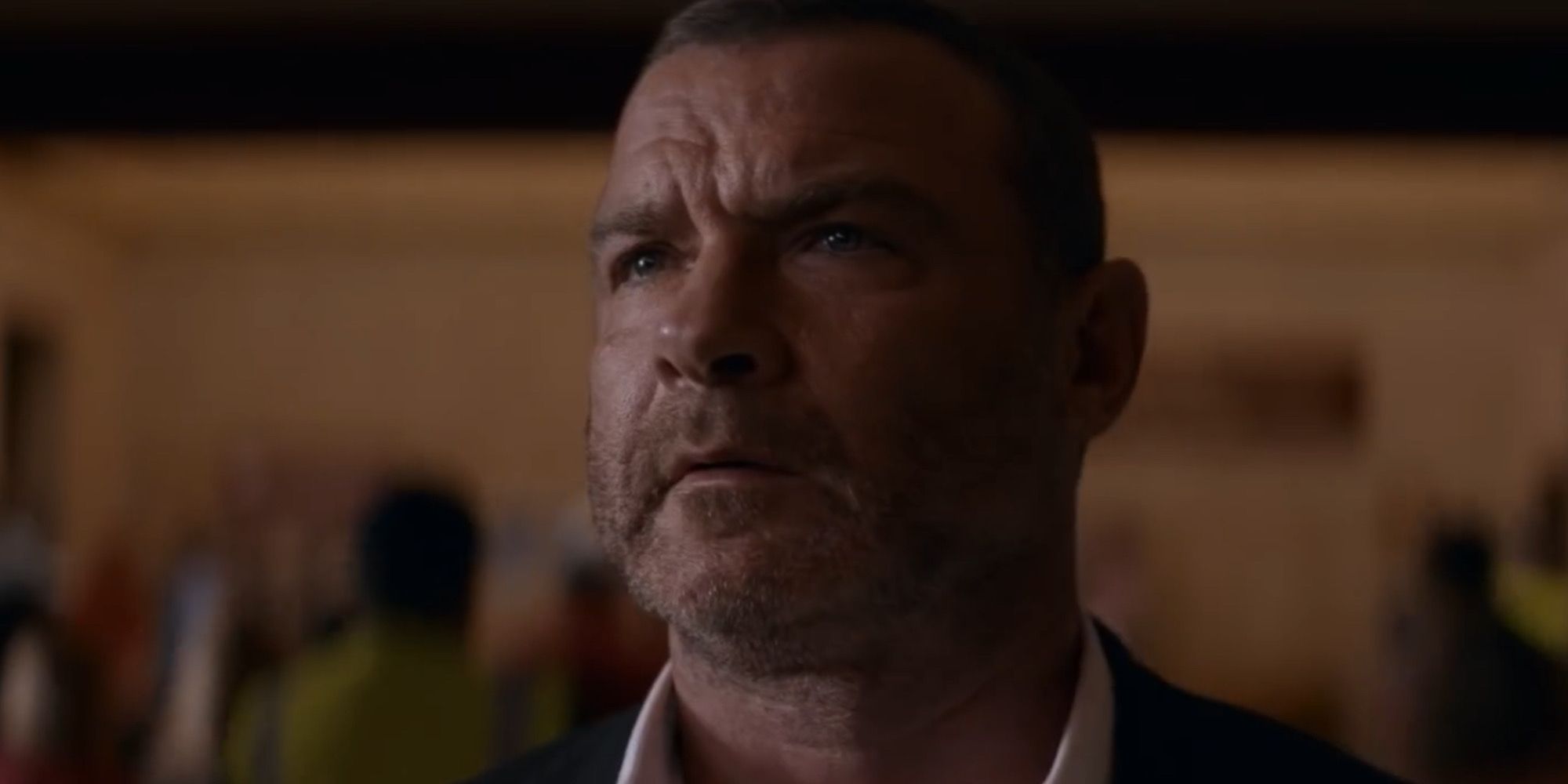 El spin-off de Ray Donovan de Guy Ritchie se convierte en un proyecto independiente y apunta a Tom Hardy y Pierce Brosnan como protagonistas