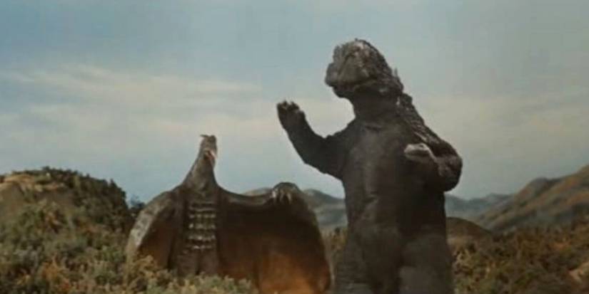 Godzilla e Rodan em cena clássica da Toho