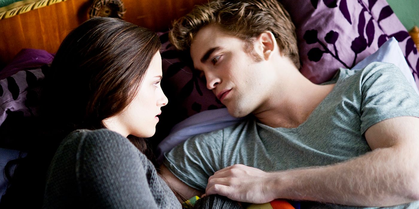 10 Ways Bella Swan's Character Could (& Should) Be Different In Twilight's TV Remake