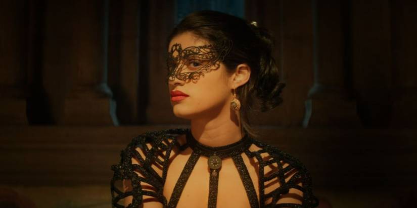 yennefer black dress Yennefer's 10 Best Outfits From The Witcher When you wear this 105 Vestido Maxi Lentejuela Krissy Color:Ivory Blue Stripe Floral