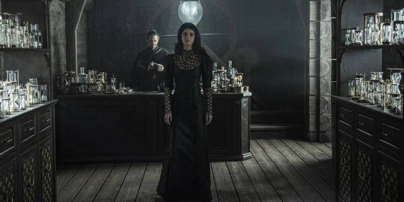 Yennefer's 10 Best Outfits From The Witcher
