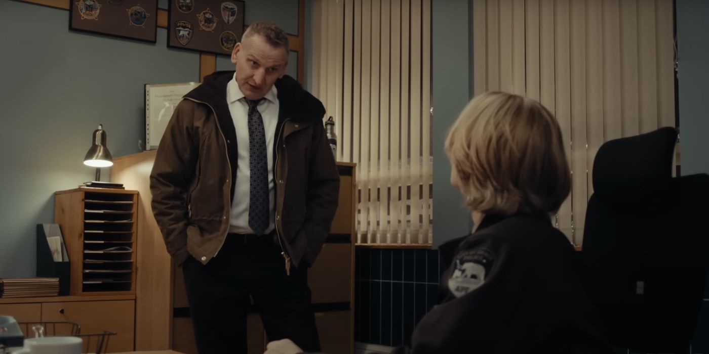 Christopher Eccelston in a police office in True Detective Night Country