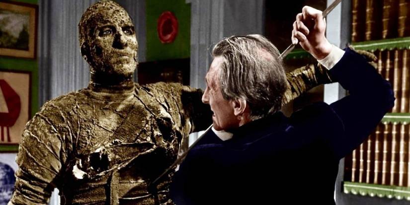 Christopher Lee como Kharis, a múmia, em 'A Múmia'.