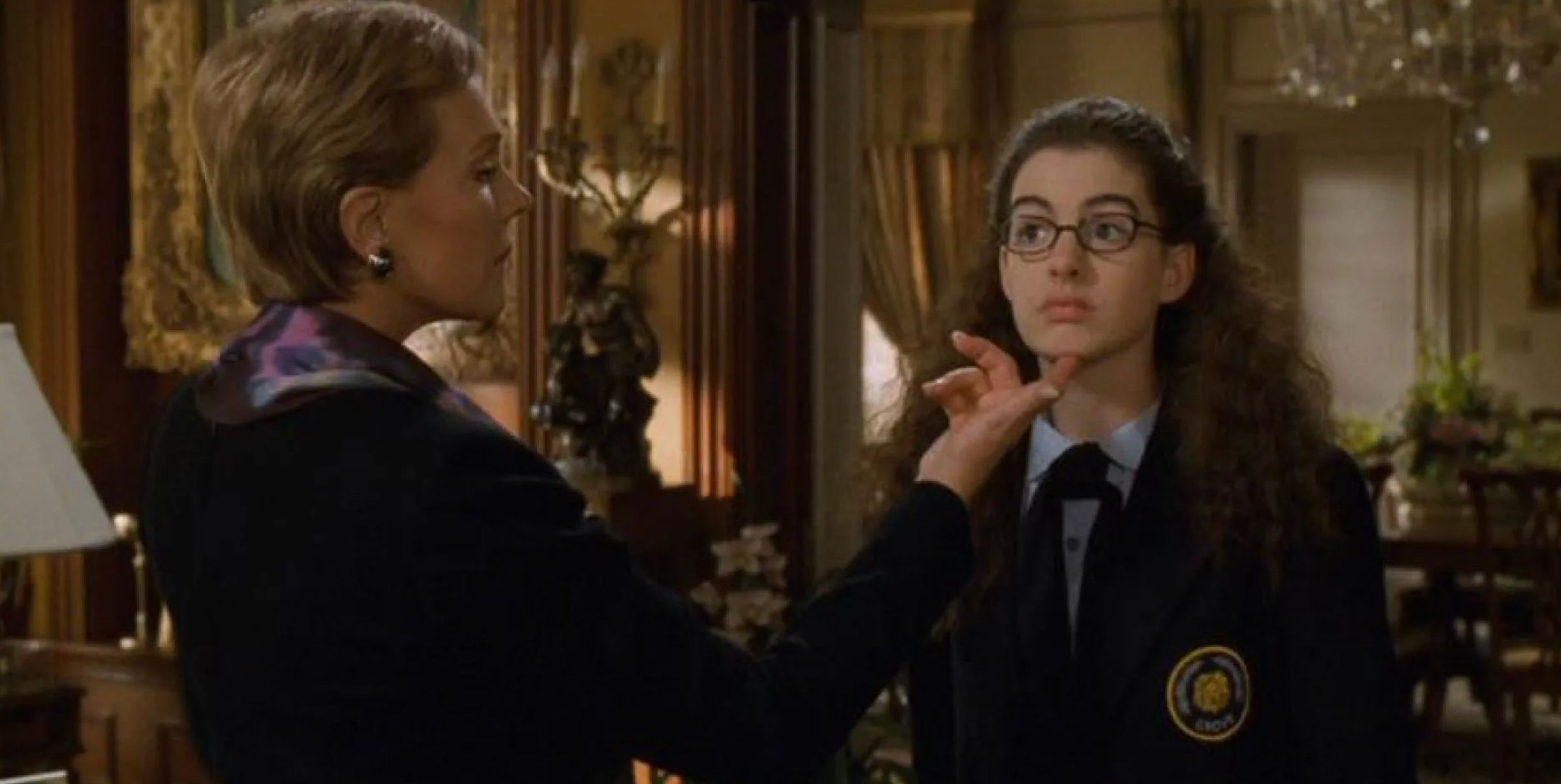 The Princess Diaries 3 Already Has A Great Story For Anne Hathaway's Return After 20 Years