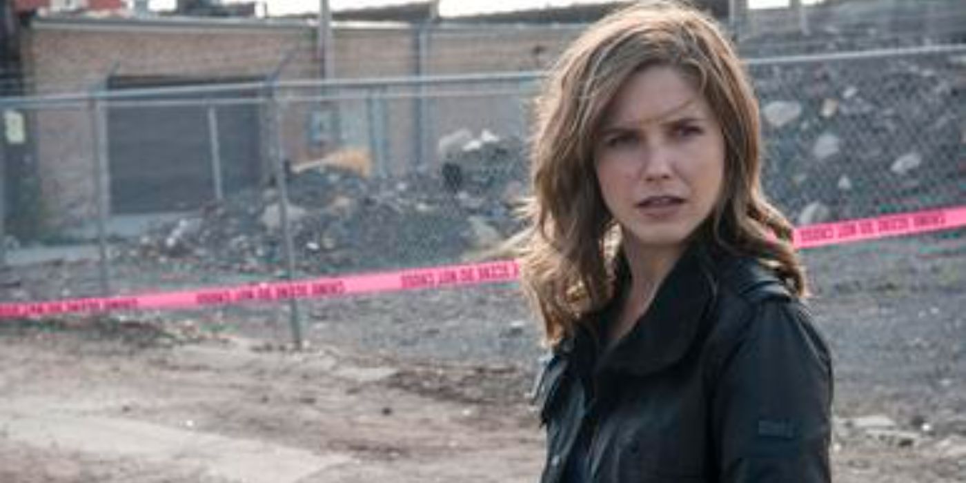 Erin Lindsay at a crime scene from Chicago PD