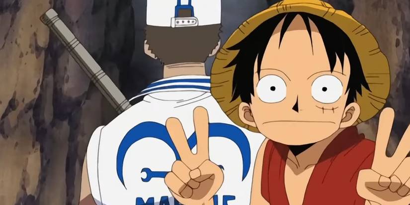 Screenshot from One Piece anime shows Luffy standing behind a marine while Luffy looks that the frame with two peace signs up.