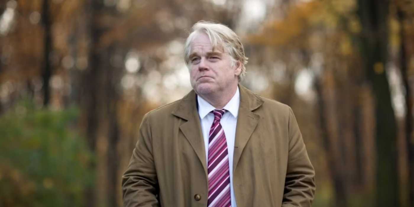 Gunther walking in A Most Wanted Man.