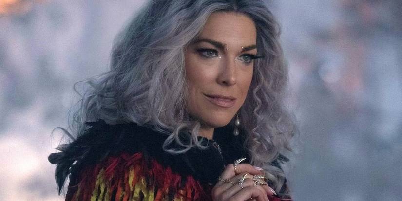 Hannah Waddingham as the Witch Mother in Hocus Pocus 2