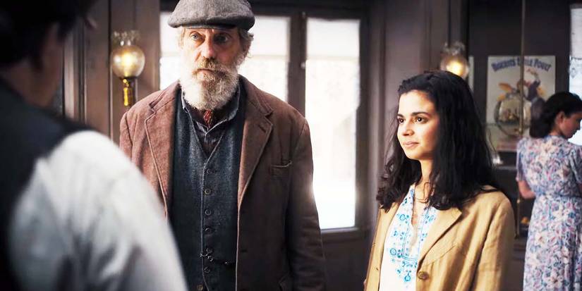 Hugh Laurie como Etienne e Aria Mia Loberti como Marie em All the Light We Cannot See