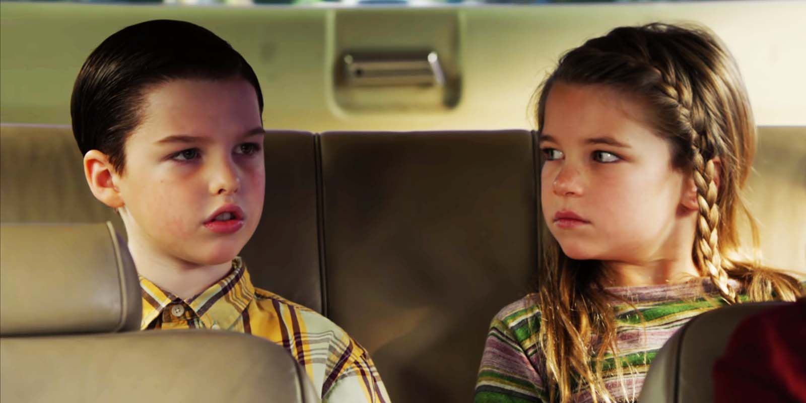 Iain Armitage as Sheldon Cooper and Raegan Revord as Missy Cooper in Young Sheldon season 1 episode 12