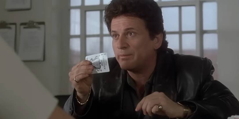 7 Movies Magic & Sleight Of Hand Tricks Praised By Magicians