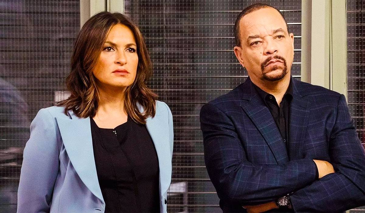 "Sorry For The Delay": Law & Order: SVU Season 25 Gets A Filming Update From Star