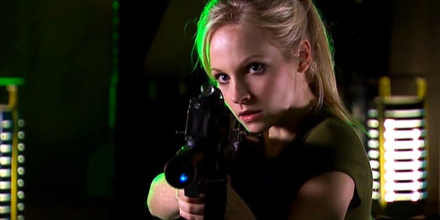 Jenny with a Gun Looking Fierce in Doctor Who