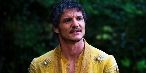 Pedro Pascal in yellow outfit as Oberyn Martell in Game of Thrones