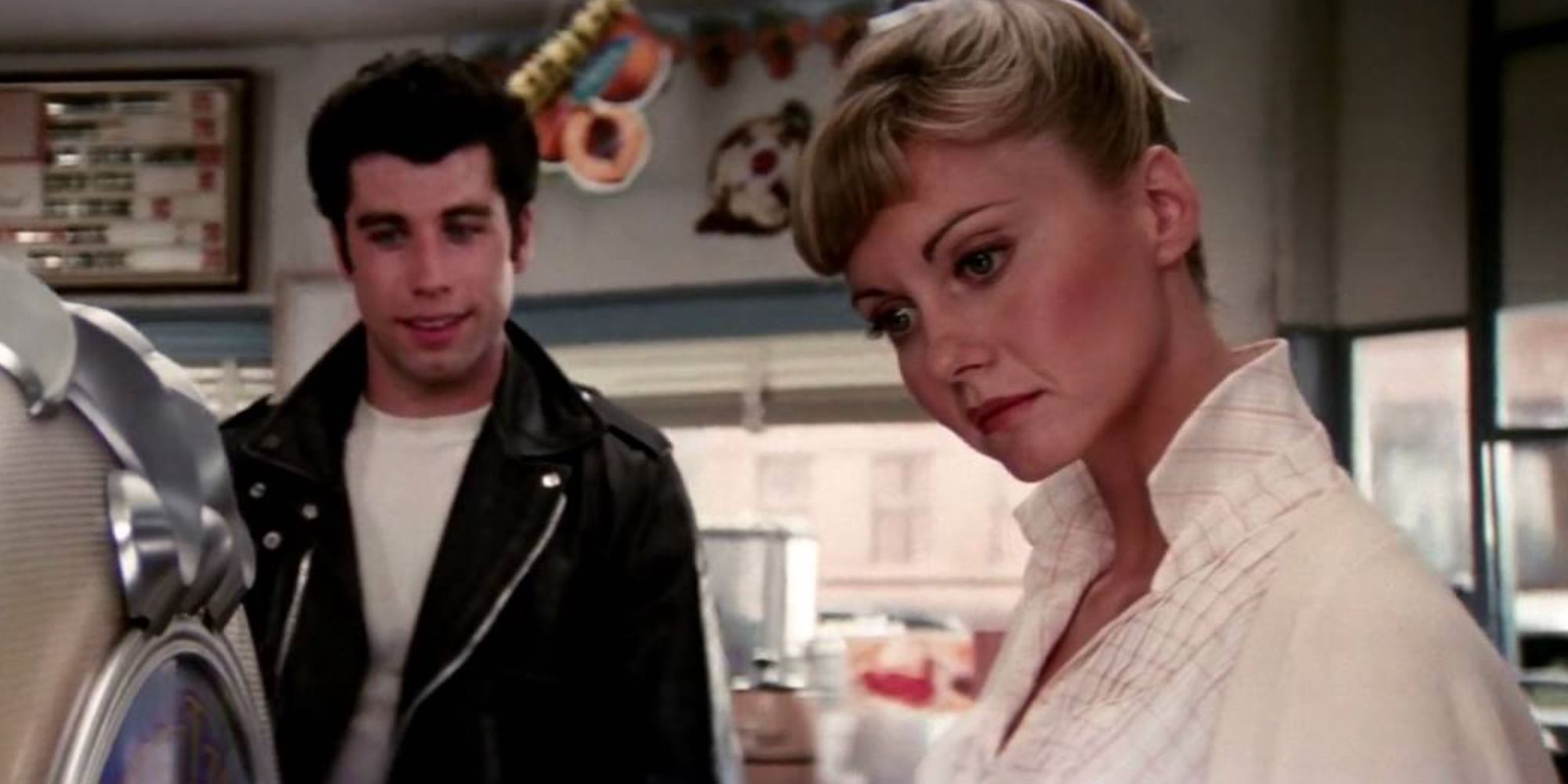 Una de las mejores escenas de Grease ni siquiera sucedió en el musical original