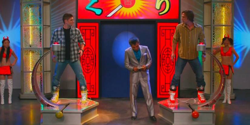 Sam e Dean em um game show no episódio de Supernatural Changing Channels.