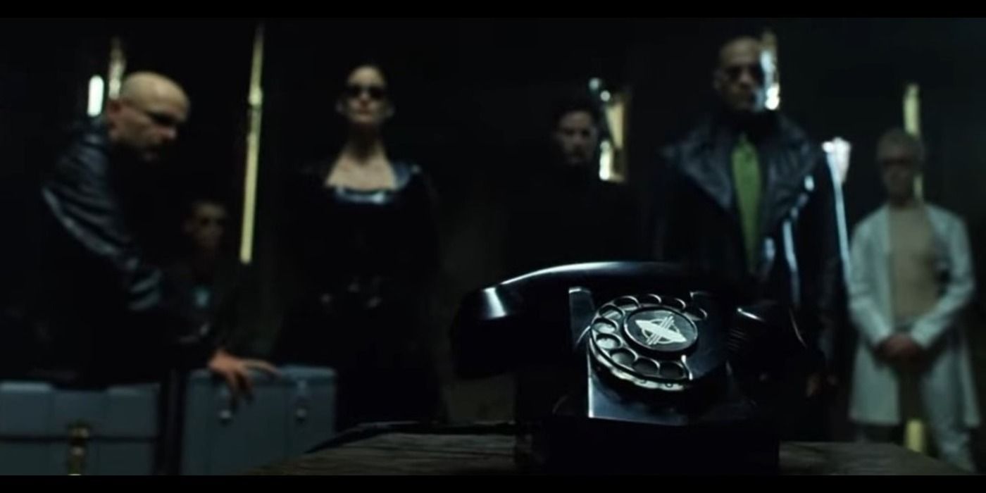 10 Memorable Phone Calls That Left Their Mark on Famous Films