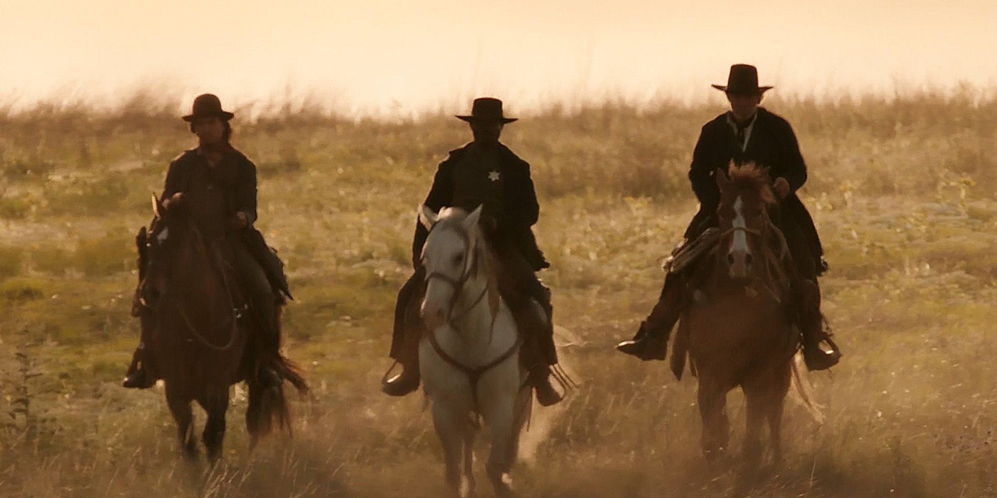 Bass Reeves cavalgando em Lawmen: Bass Reeves