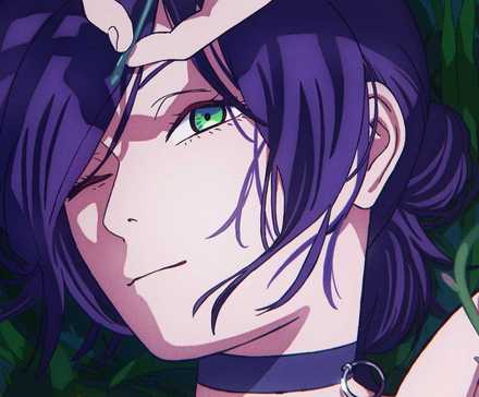 Reze из фильма "Chainsaw Man The Movie" лежит в кровати из цветов, закрыв один глаз.