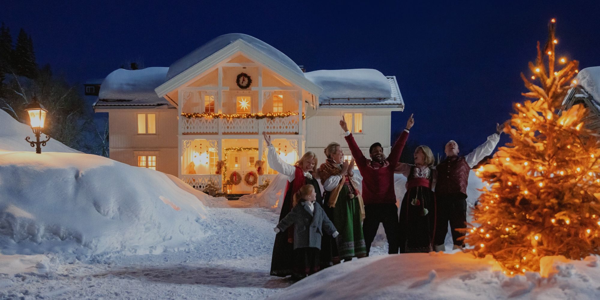 Netflix’s New Under-The-Radar Christmas Movie Gains Steam On Global Top 10 Chart