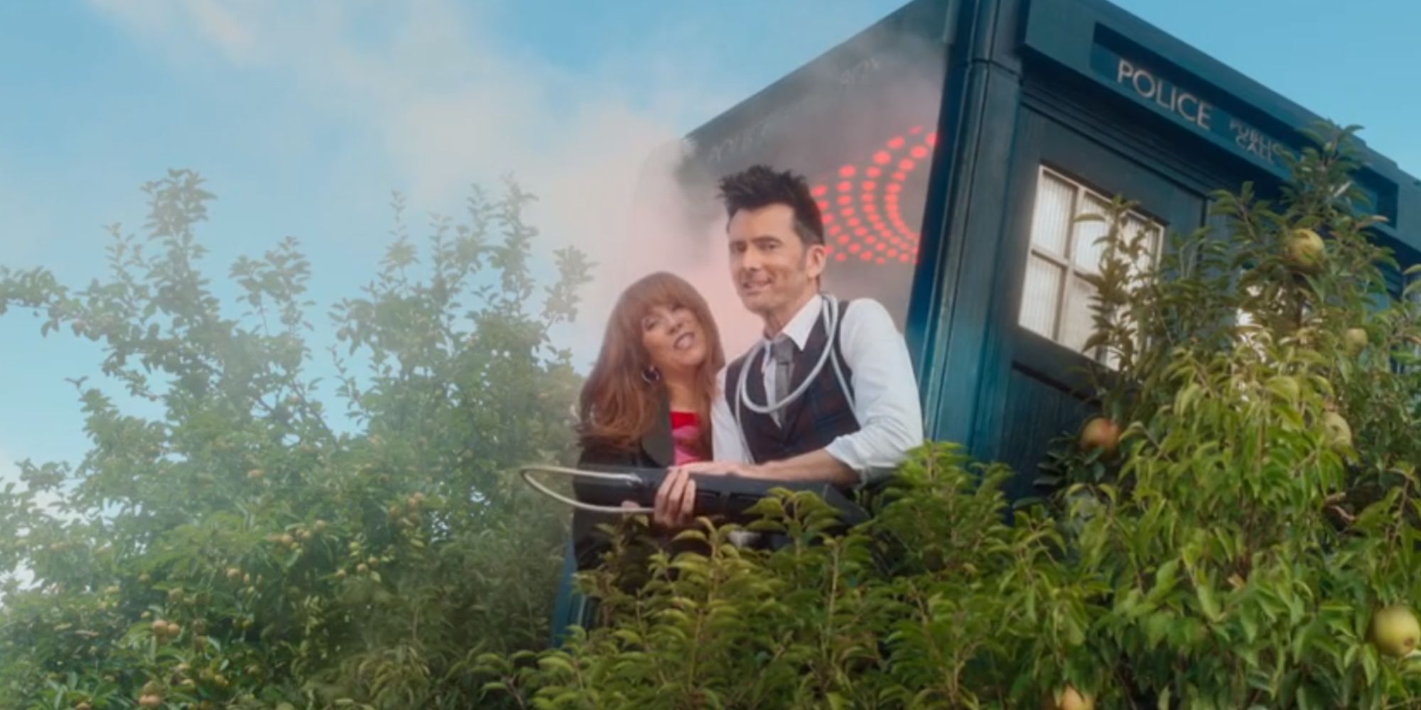 Doctor Who Wild Blue Yonder David Tennant and Catherine Tate as the Fourteenth Doctor and Donna Treetop Gravity Joke