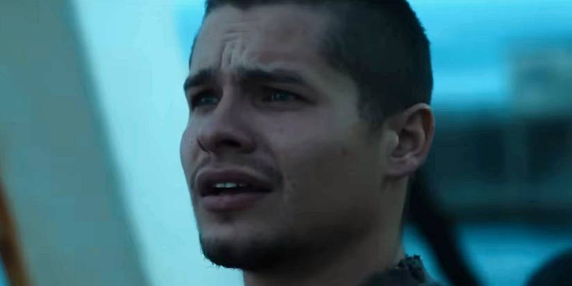 Тоби Уоллес в роли Чарли в Finestkind.