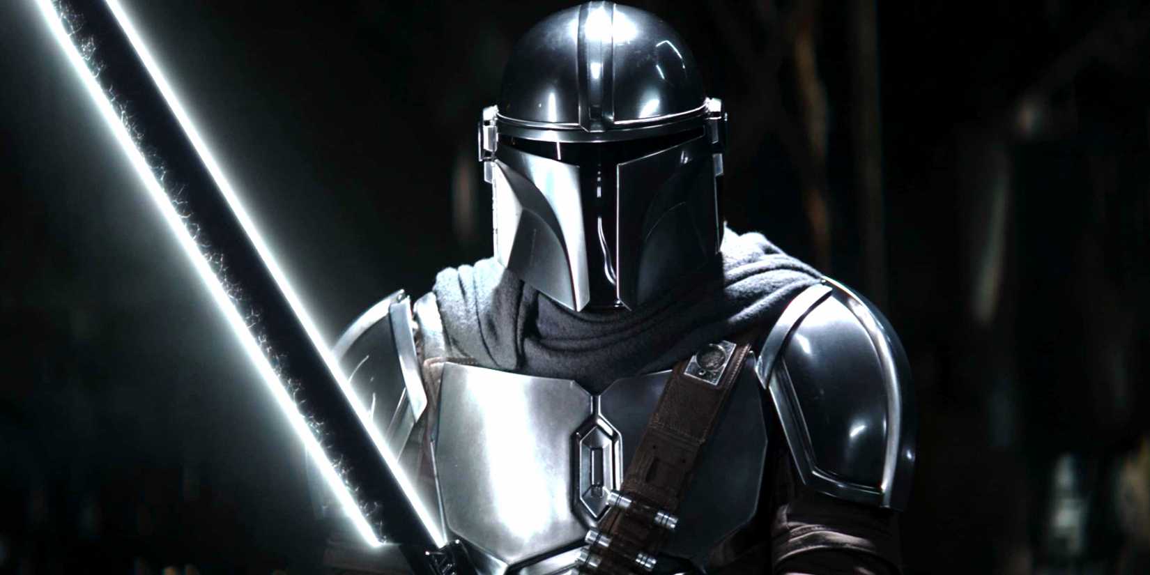 Din Djarin wields the Darksaber as he prepares to duel Paz Vizsla on Glavis in The Book of Boba Fett episode 5