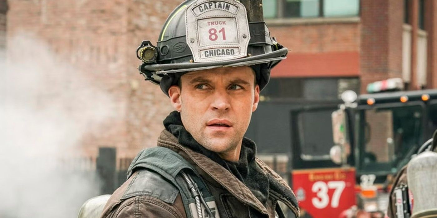 Jesse Spencer as Captain Matthew Casey in uniform in Chicago Fire