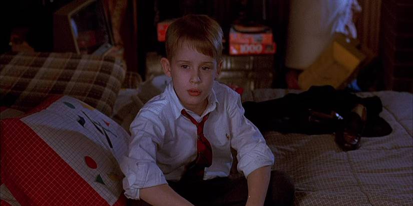 Kevin in bed in Home Alone 2