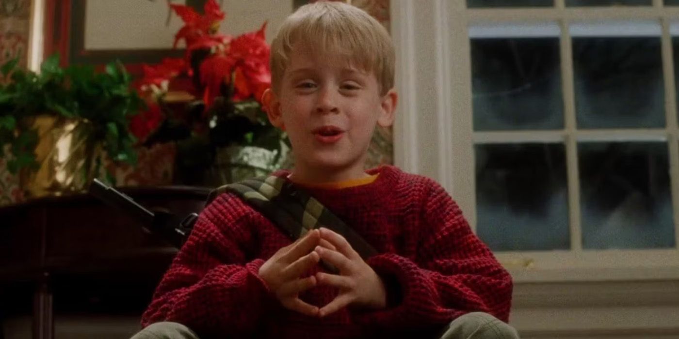 Kevin che guarda la TV in Home Alone
