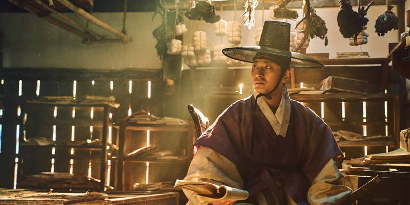 Ju Ji-hoon as Lee Chang in Kingdom.