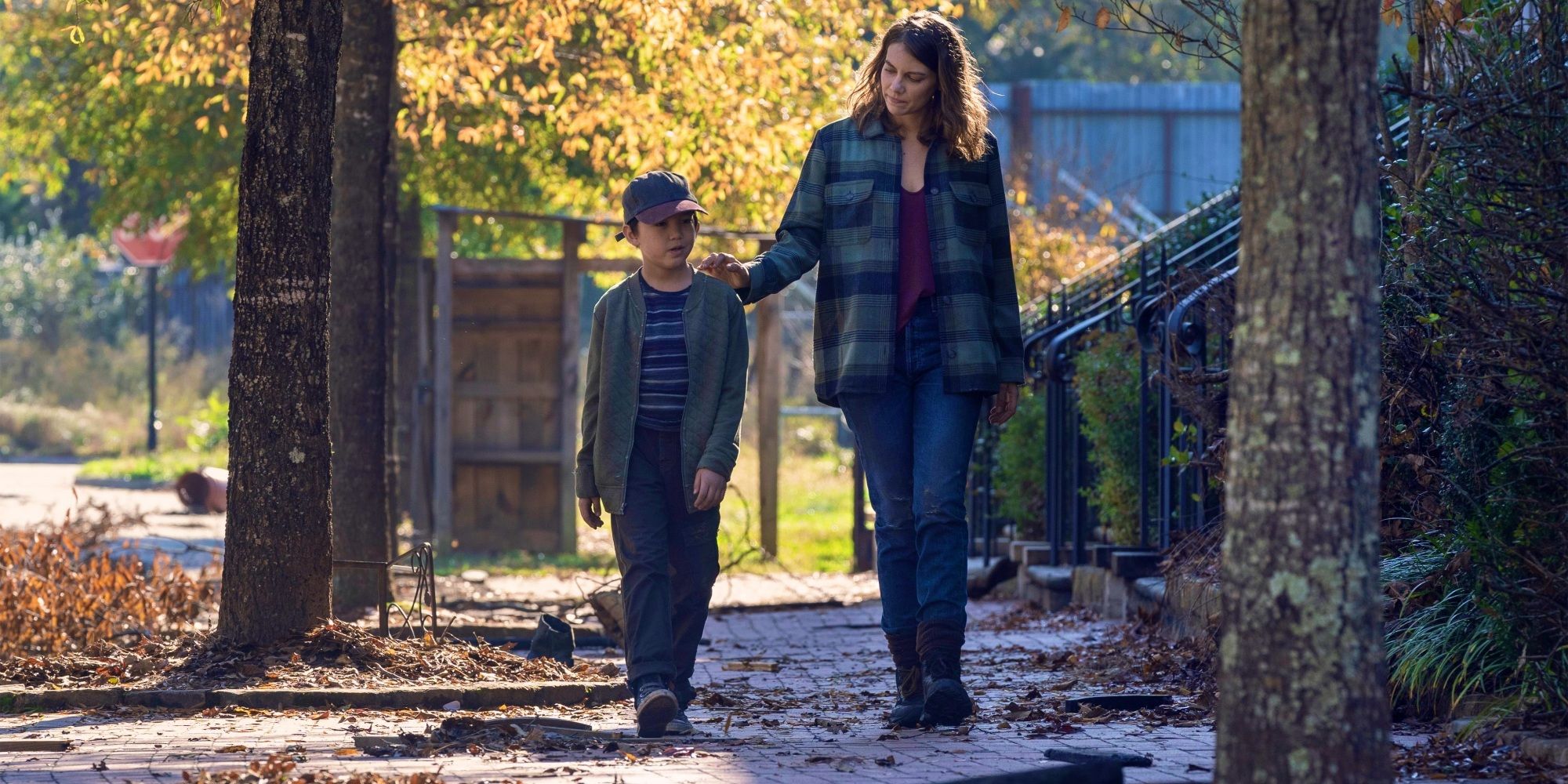 Maggie and young Hershel Rhee in The Walking Dead