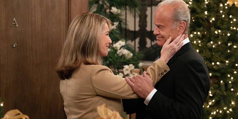 Roz e Frasier se olhando com carinho no final da 1ª temporada do reboot de Frasier