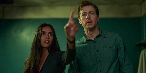 Saanvi showing Ben something in Manifest