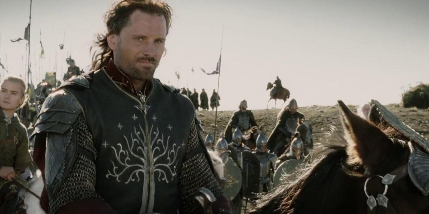 Aragorn, Legolas, and other soldiers on foot and horseback in The Lord of the Rings: The Return of the King.