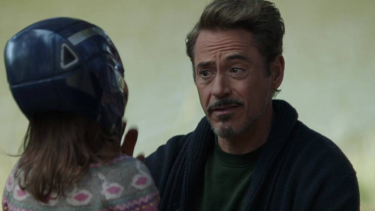 iron man endgame helmet trailer MC-038 Avengers: Master Craft Battle-Damaged Mark50 Magnificent resin replica of the Iron Man Battle Damaged helmet as it appears in the Marvel Avengers Endgame movie WATCH: An epic budget remake