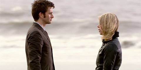 David Tennant as the Tenth Doctor and Billie Piper as Rose saying goodbye on Bad Wolf Bay in the Doctor Who episode 