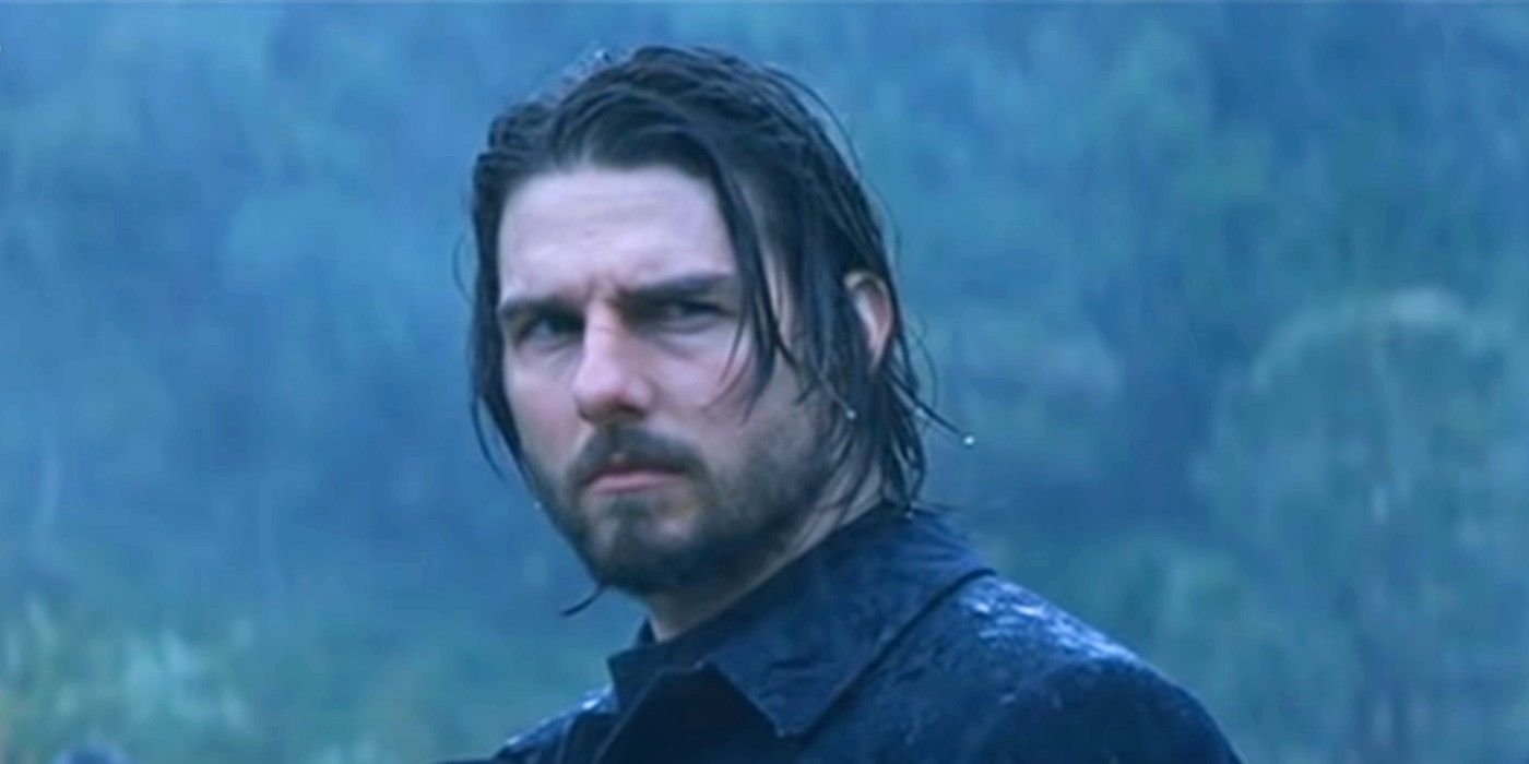 Tom Cruise as Captain Nathan Algren in The Last Samurai