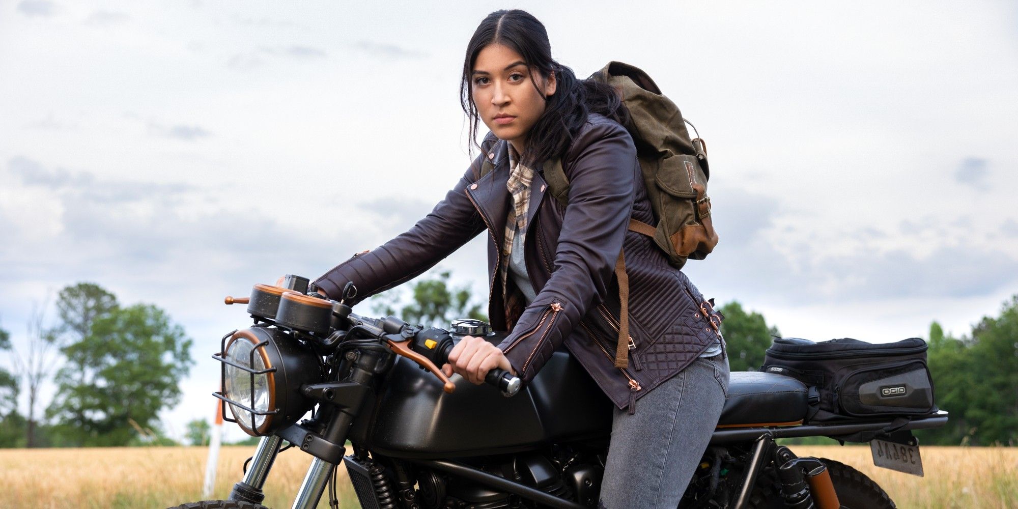Alaqua Cox As Maya Lopez Sitting On A Motorcycle Echo Season 1 Episode 1