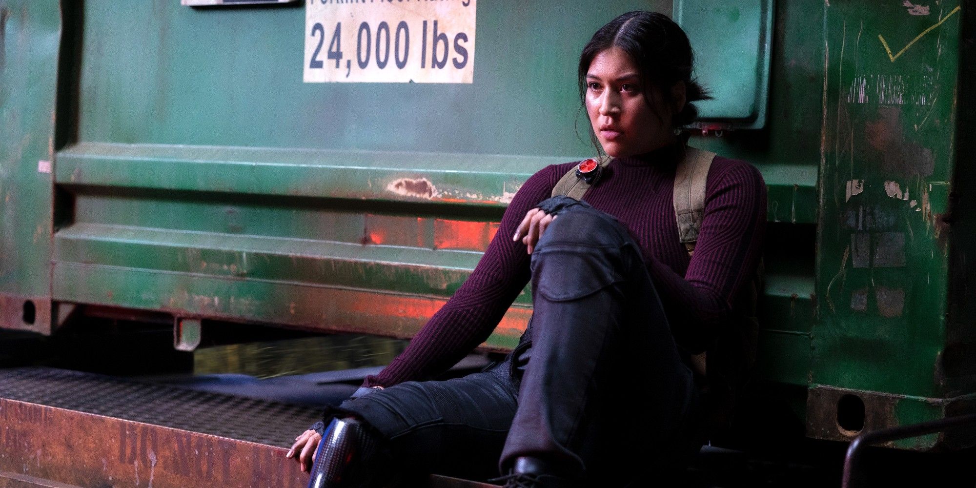 Alaqua Cox As Maya Lopez Sitting One The Back Of A Train Car In Echo Season 1 Episode 2
