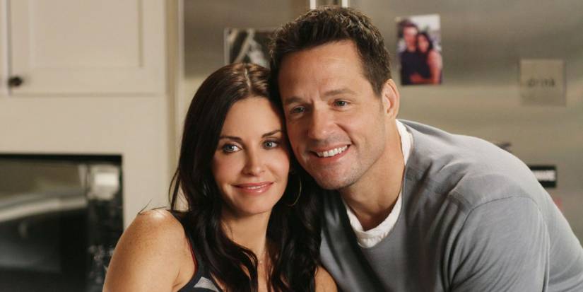 Courtney Cox como Jules em Cougar Town