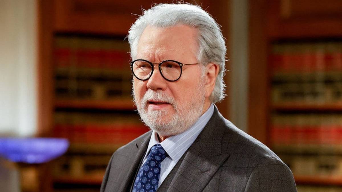 Night Court Season 2 Clip Reveals Another '90 Sitcom Star Joining As ...