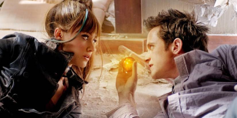 Cavaleiros do Zodíaco live-action pode ser ainda pior que Dragonball Evolution? Entenda o debate 2 Goku (Justin Chatwin) e Bulma (Emmy Rossen) com uma esfera de dragão em Dragonball Evolution