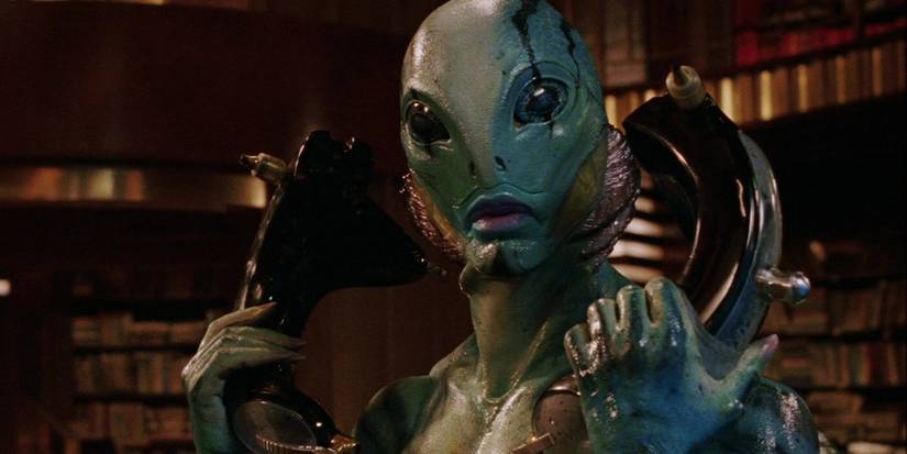 Doug Jones as Abe Sapien in Hellboy (2004) looking into the camera